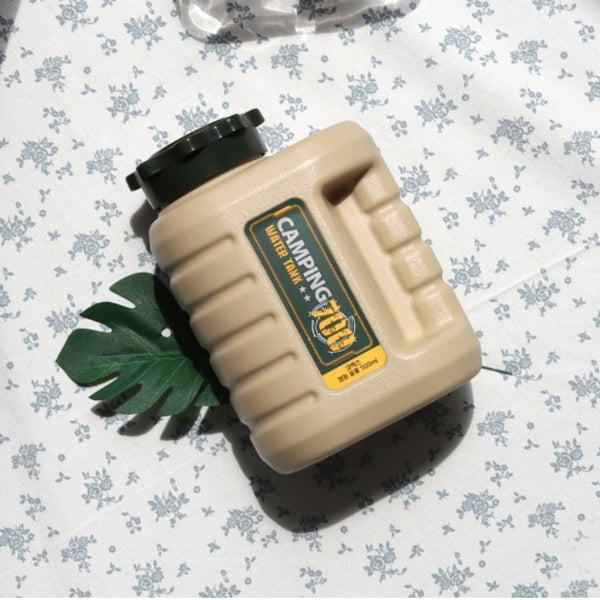 KOMAX Camping Water Bottle 700ML – Durable Outdoor Hydration Tank